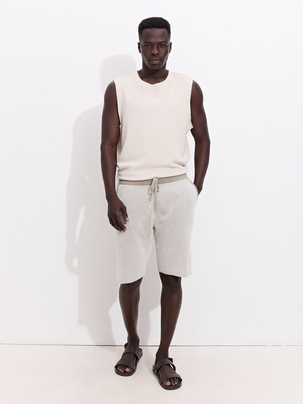 ברמודת פסים סרוגה