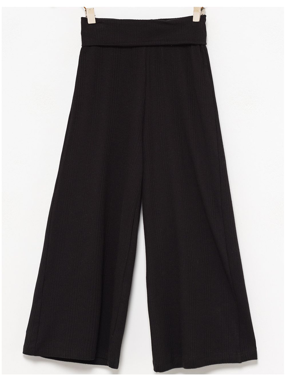 מכנסי ריב רחבים