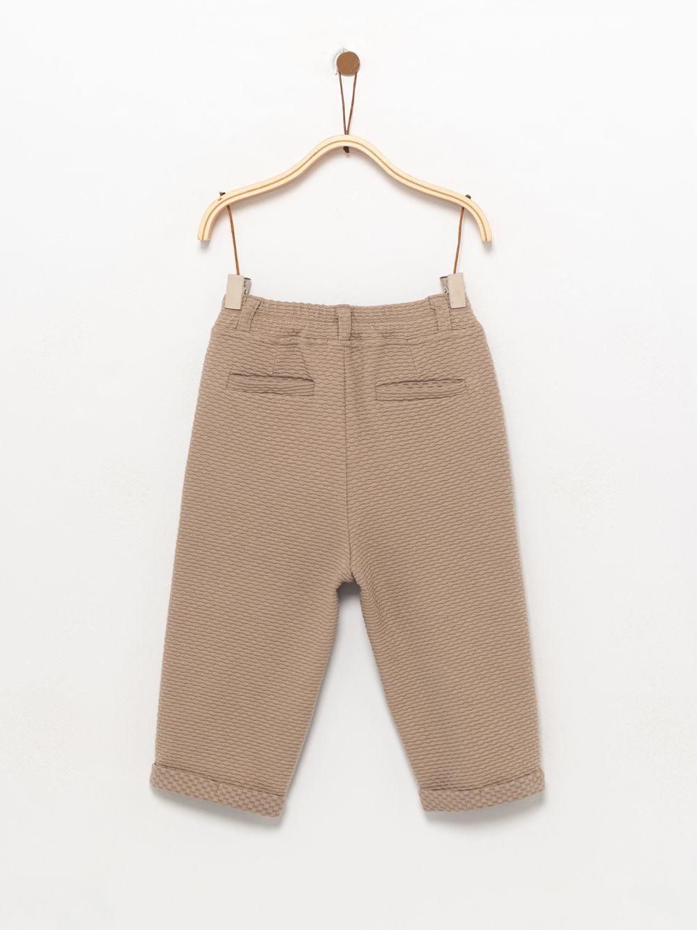 מכנסי טקסטורה