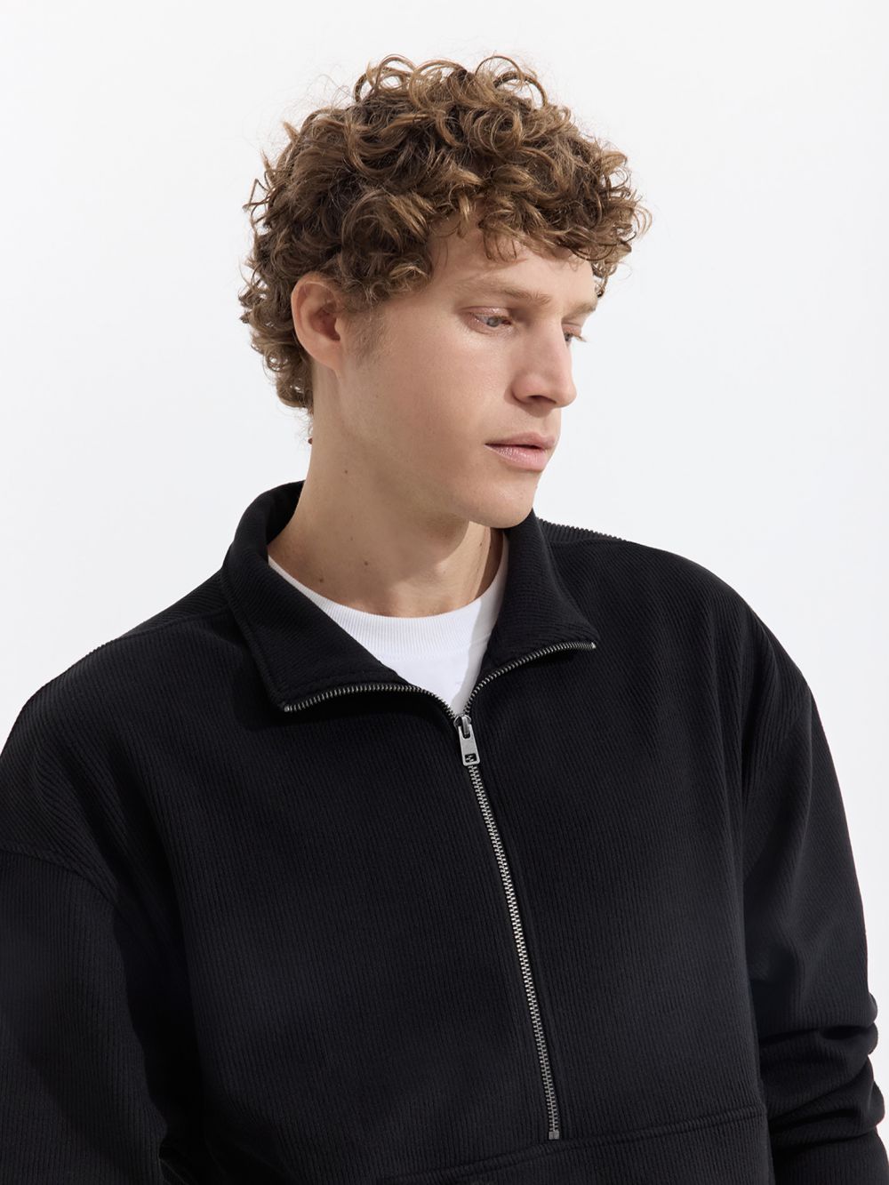 סווטשירט פולו עם רוכסן