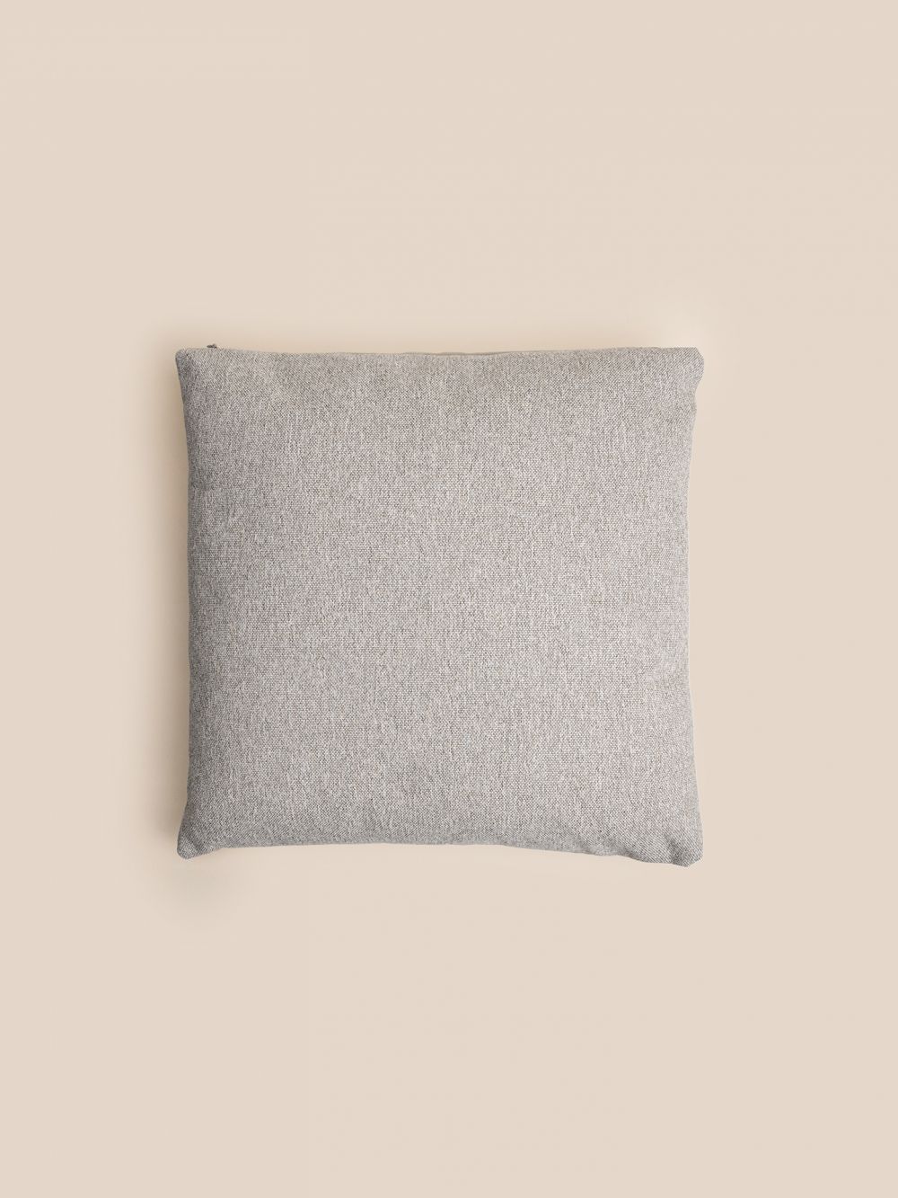 כרית גקארד 45X45CM נגה