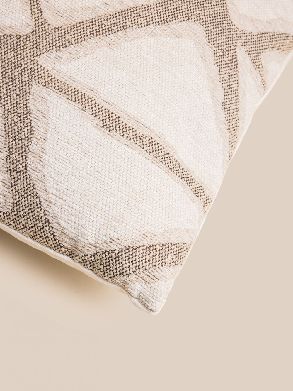 כרית נוי משלושים 45X45CM