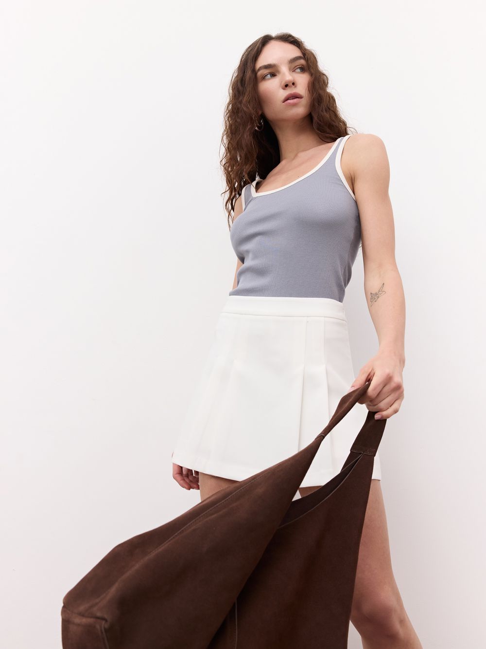 חצאית קפלים מיני