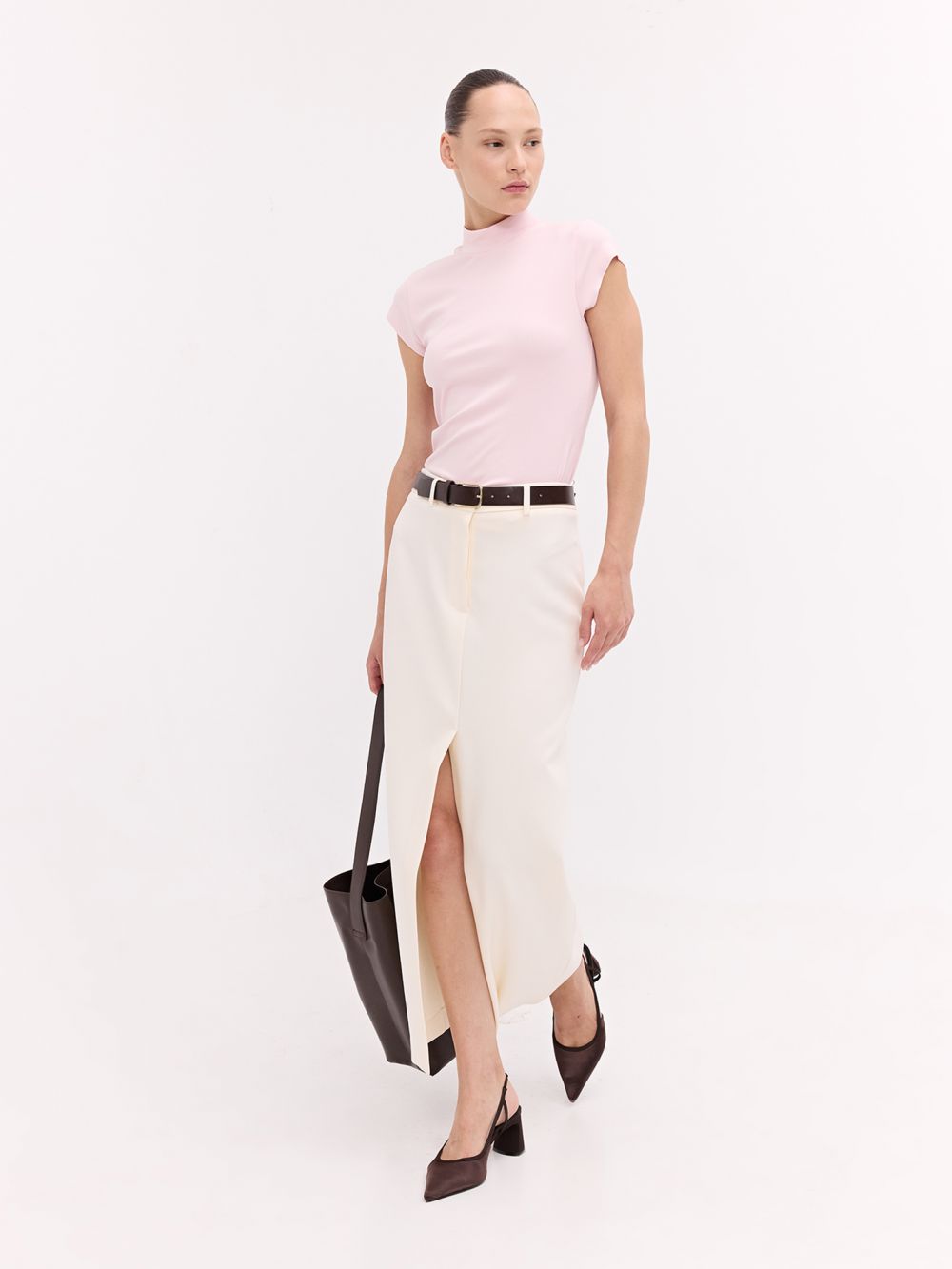 חצאית STRAGIHT עם חגורה