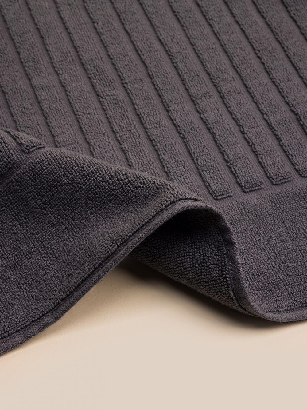 מגבת רצפה50X70 פסים רוני