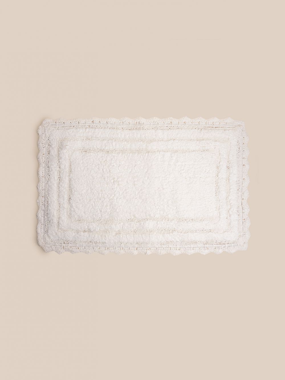 שטיח אבמטיה מלבני עם תחרה