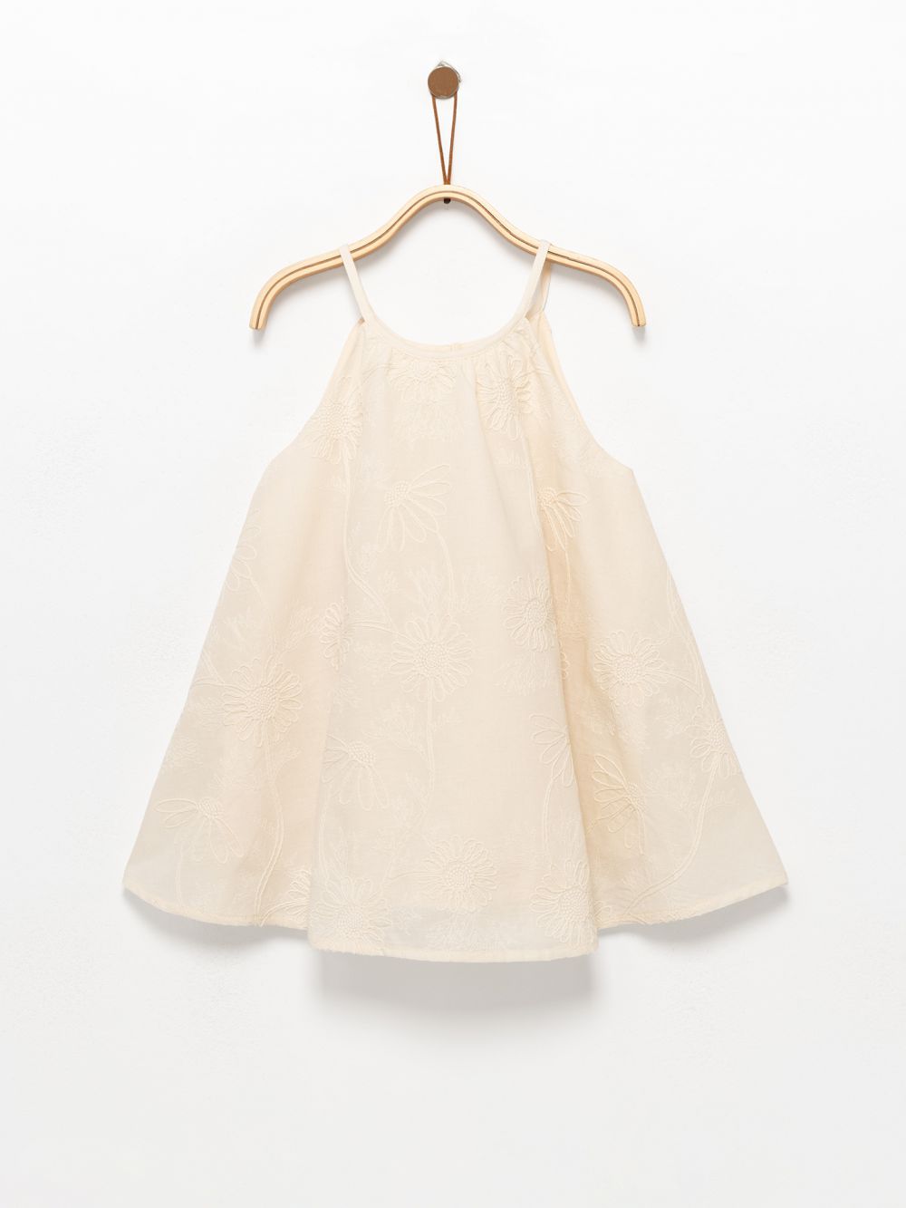 שמלה עם פרחים רקומים