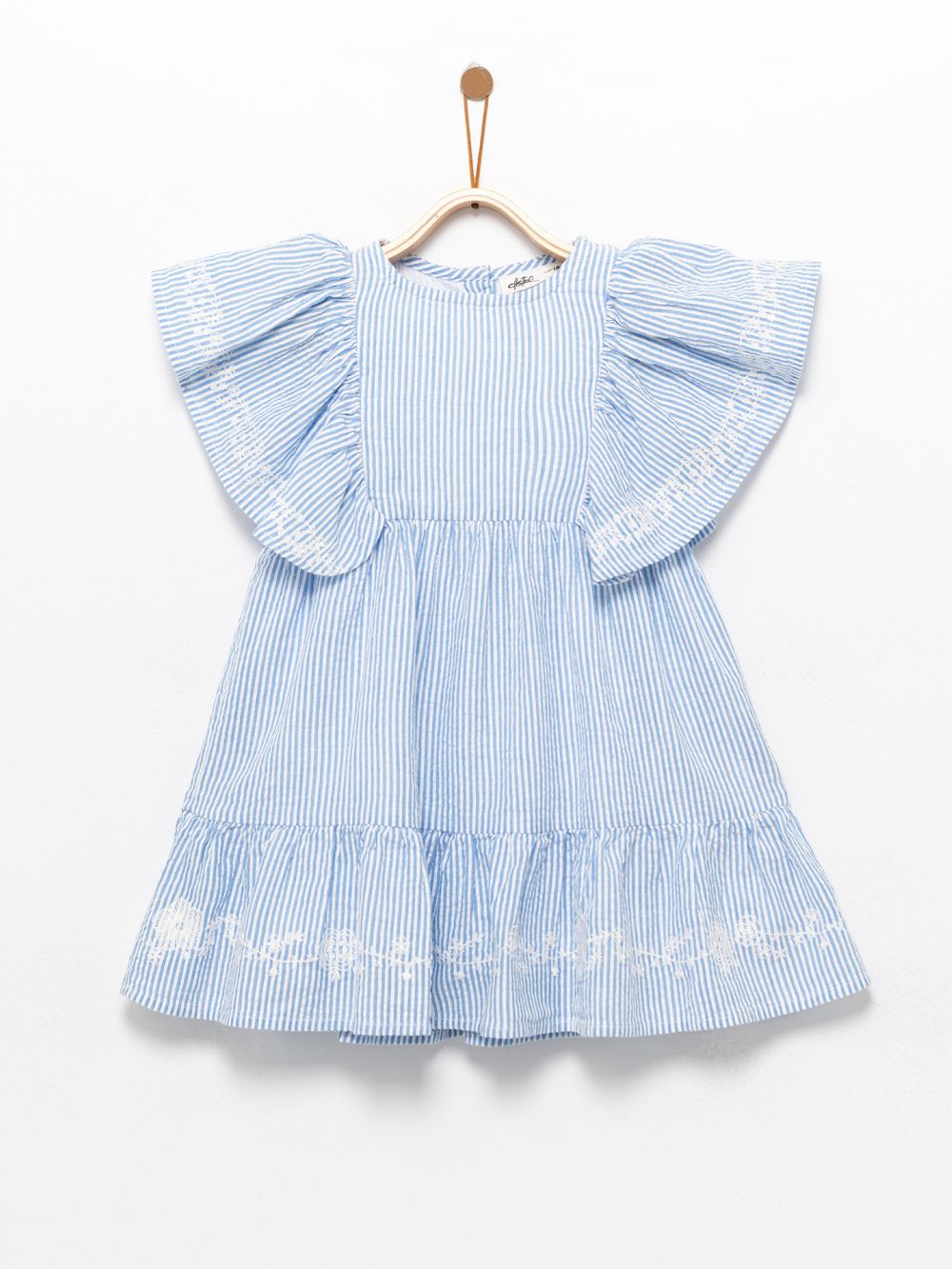 שמלה עם רקמה