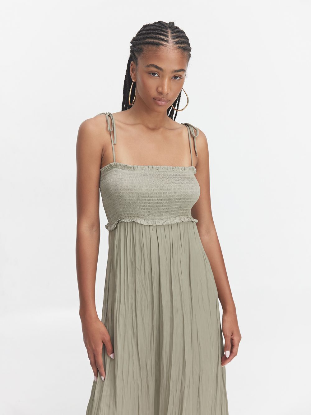 שמלת מידי מתרחבת