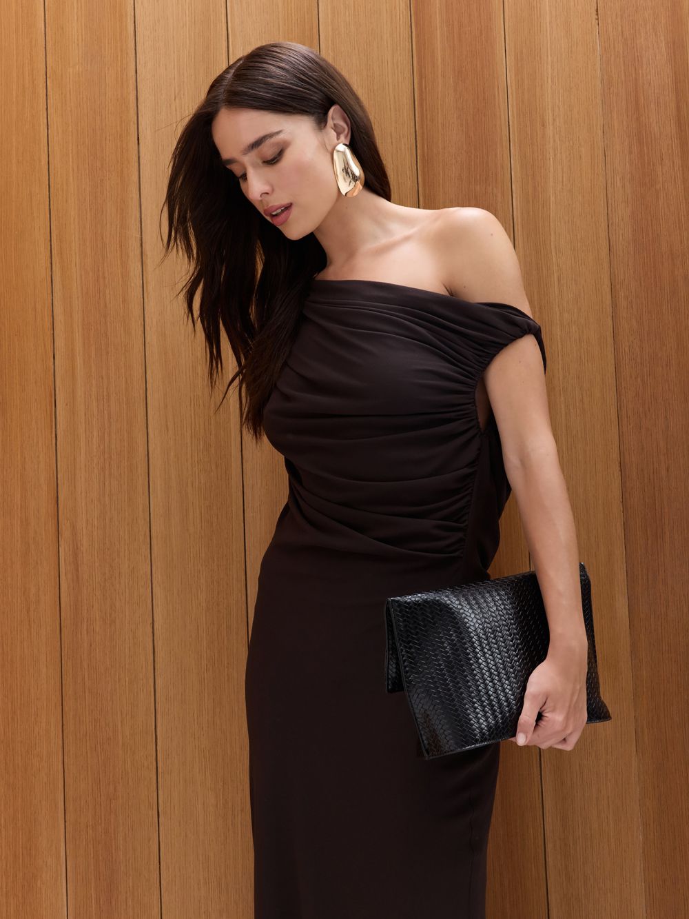 שמלת מקסי עם גב חשוף