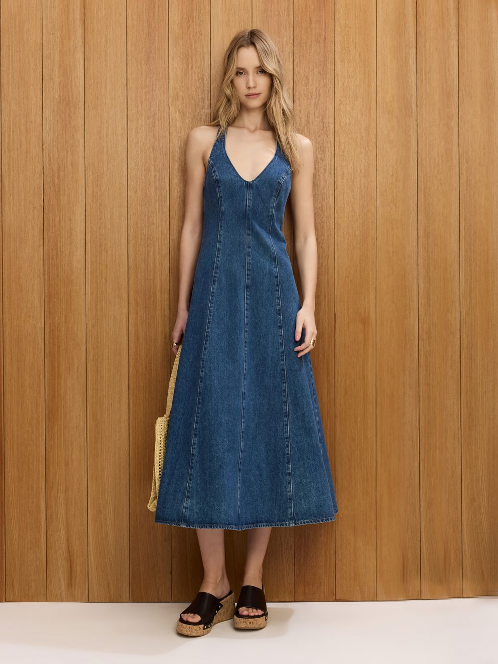 שמלת ג׳ינס קולר