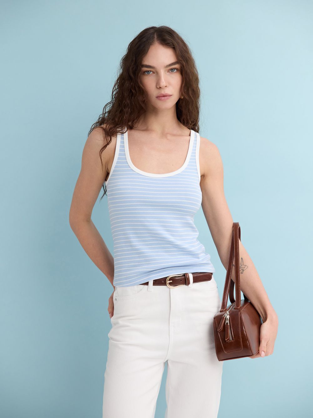 גופית ריב בייסיק מחשוף פתוח