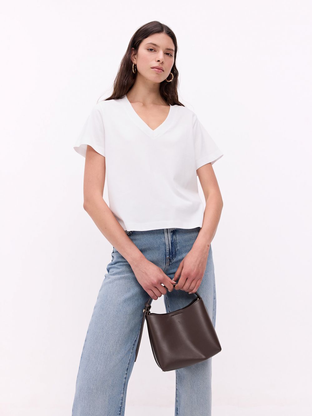 טי שירט פימה בוקסית מחשוף וי