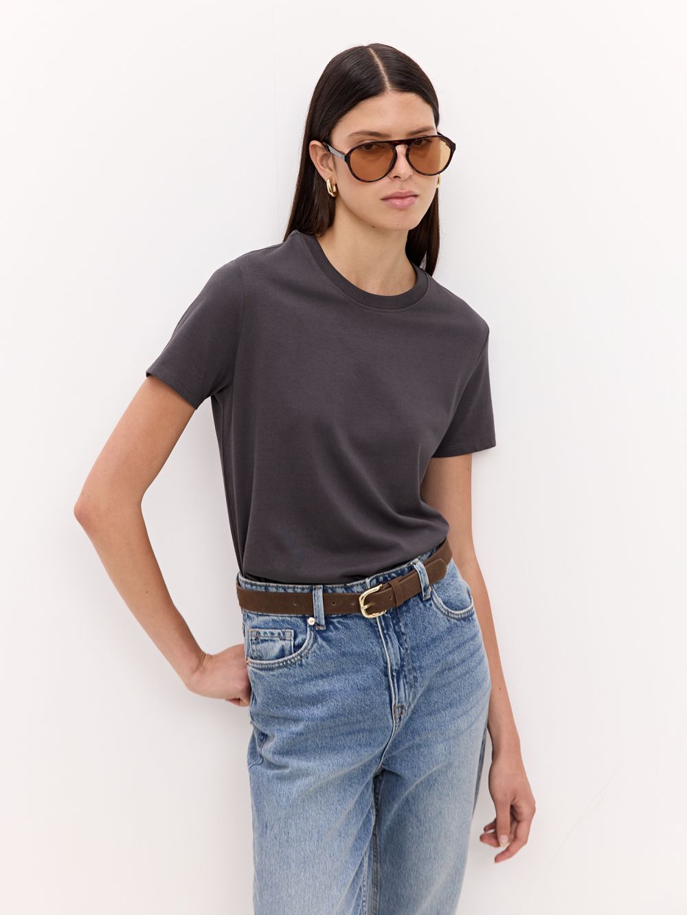 חולצת בייסיק צווארון עגול