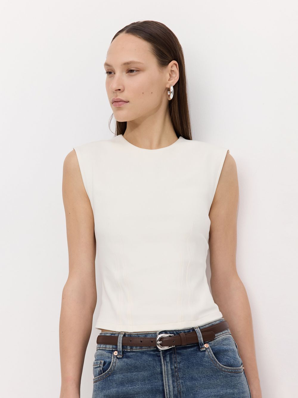 טופ בסגנון מחוך