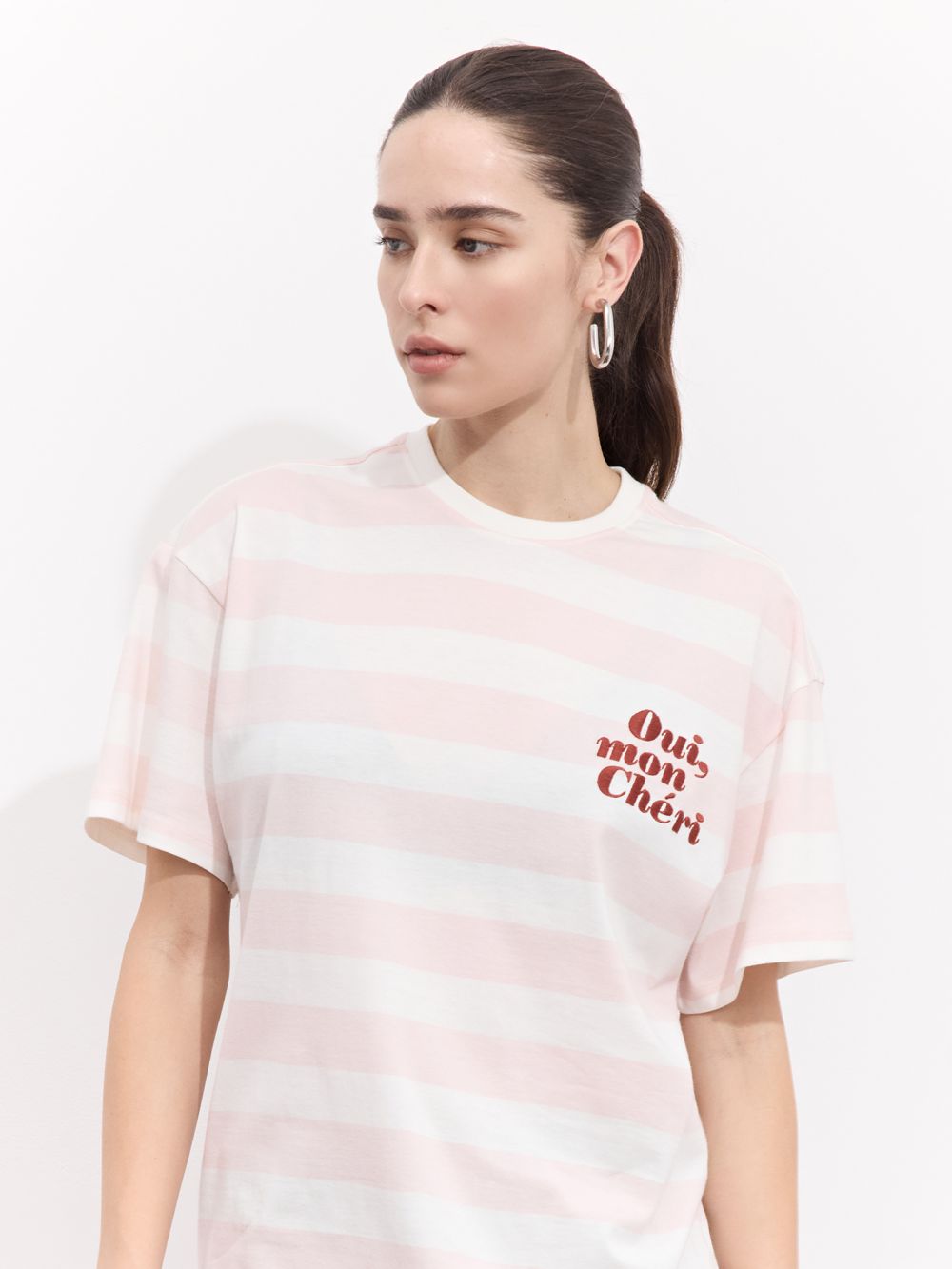 חולצה עם דפוס