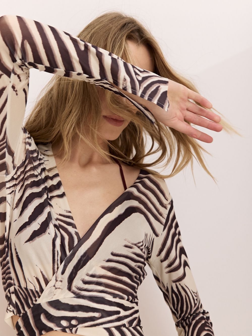 חולצת קרופ מש