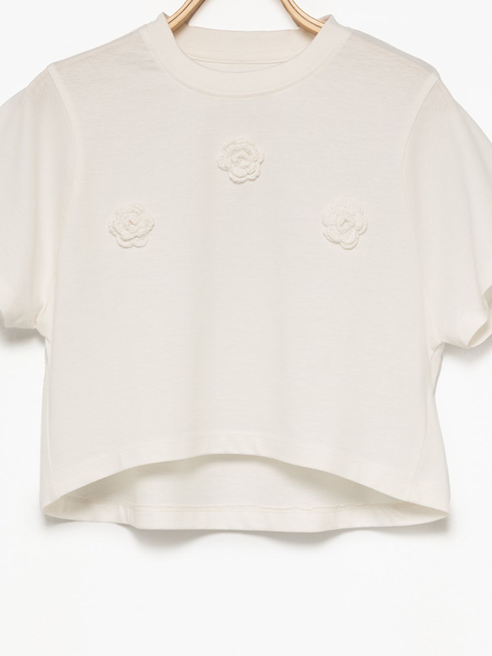 טי פרחי קרושה