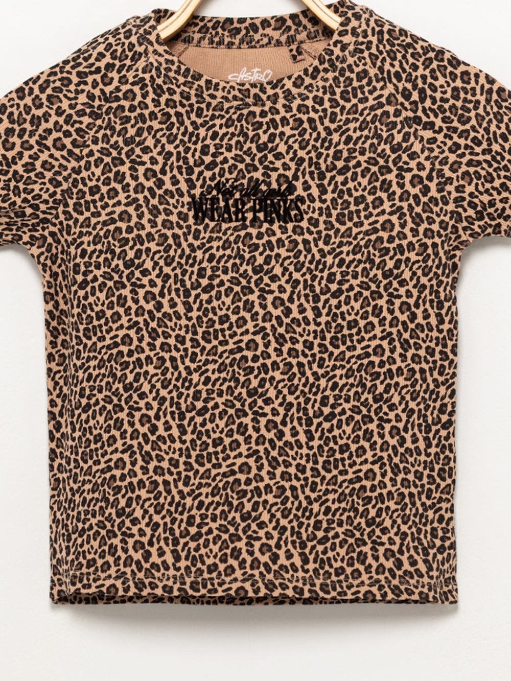 טי ריב עם דפוס