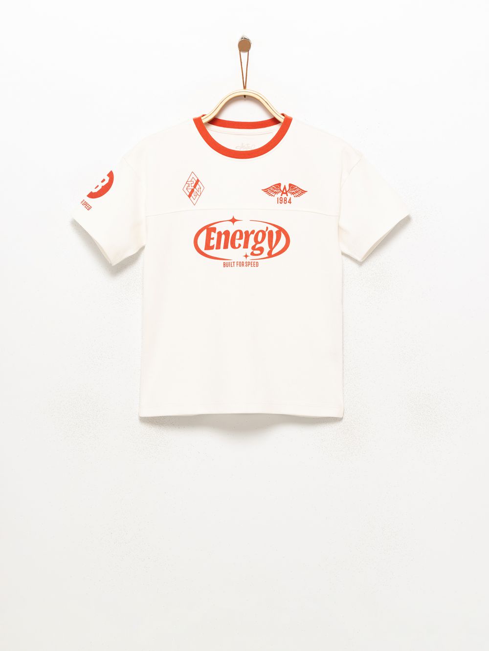 טי שירט עם דפוס