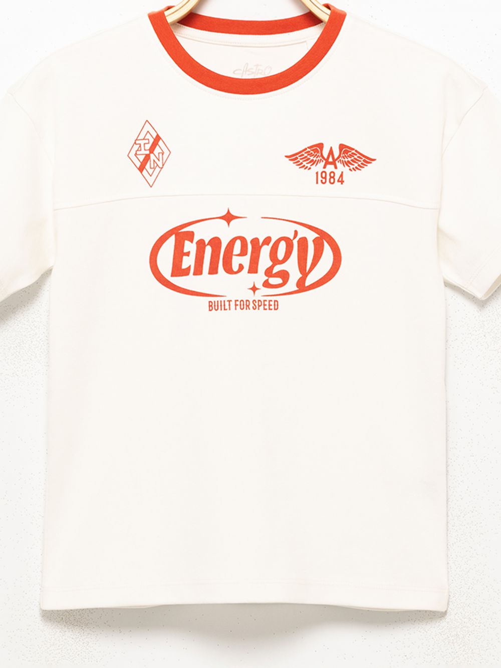 טי שירט עם דפוס