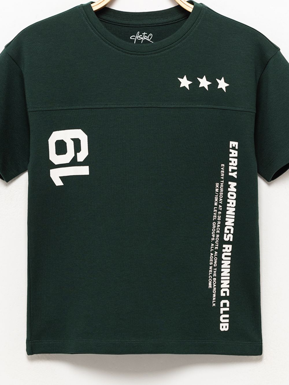 טי שירט עם דפוס