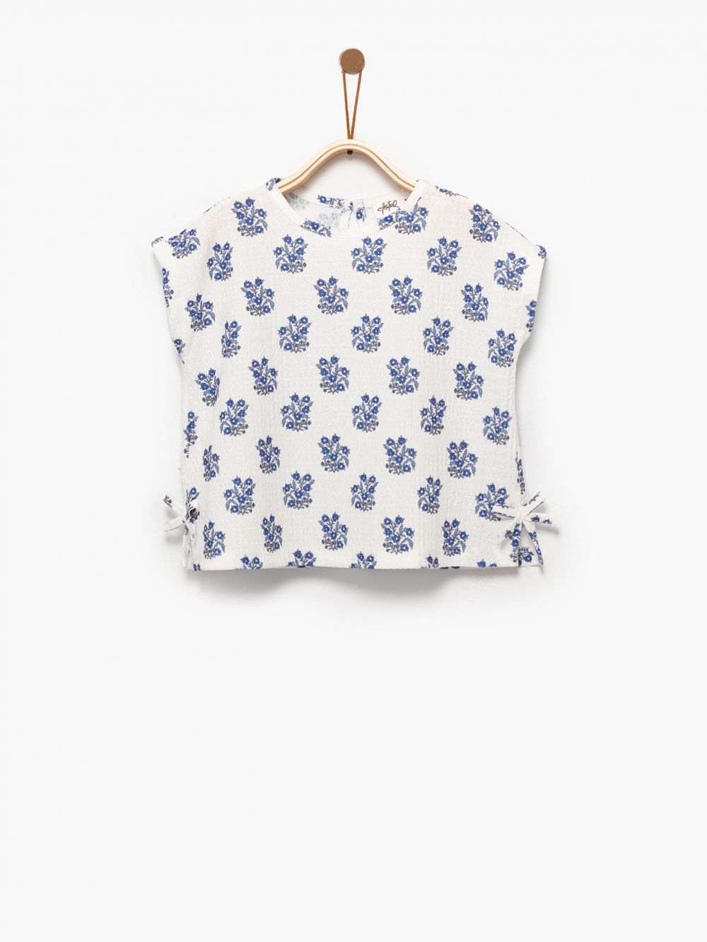 חולצת טקסטורה מודפסת