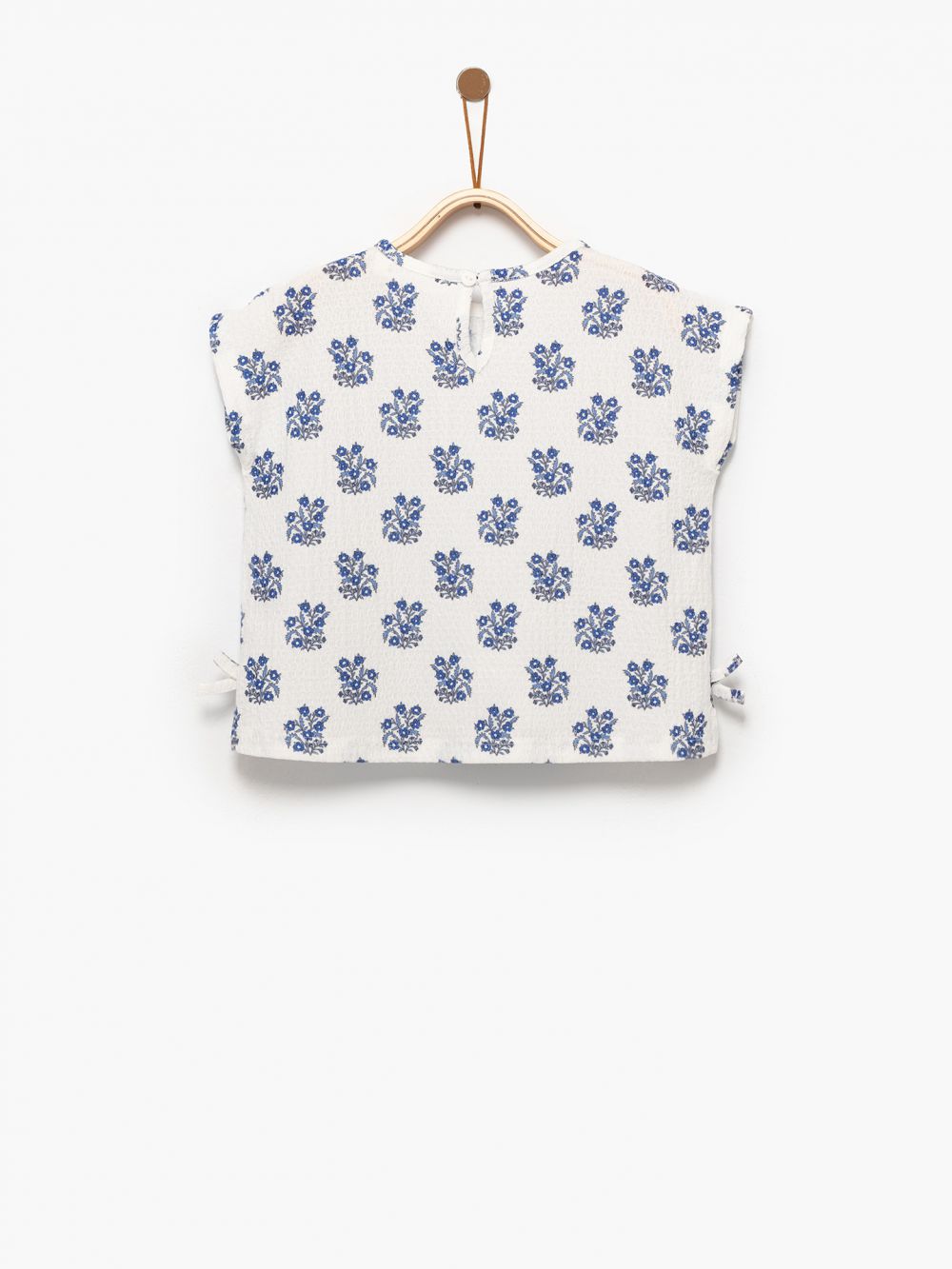 חולצת טקסטורה מודפסת