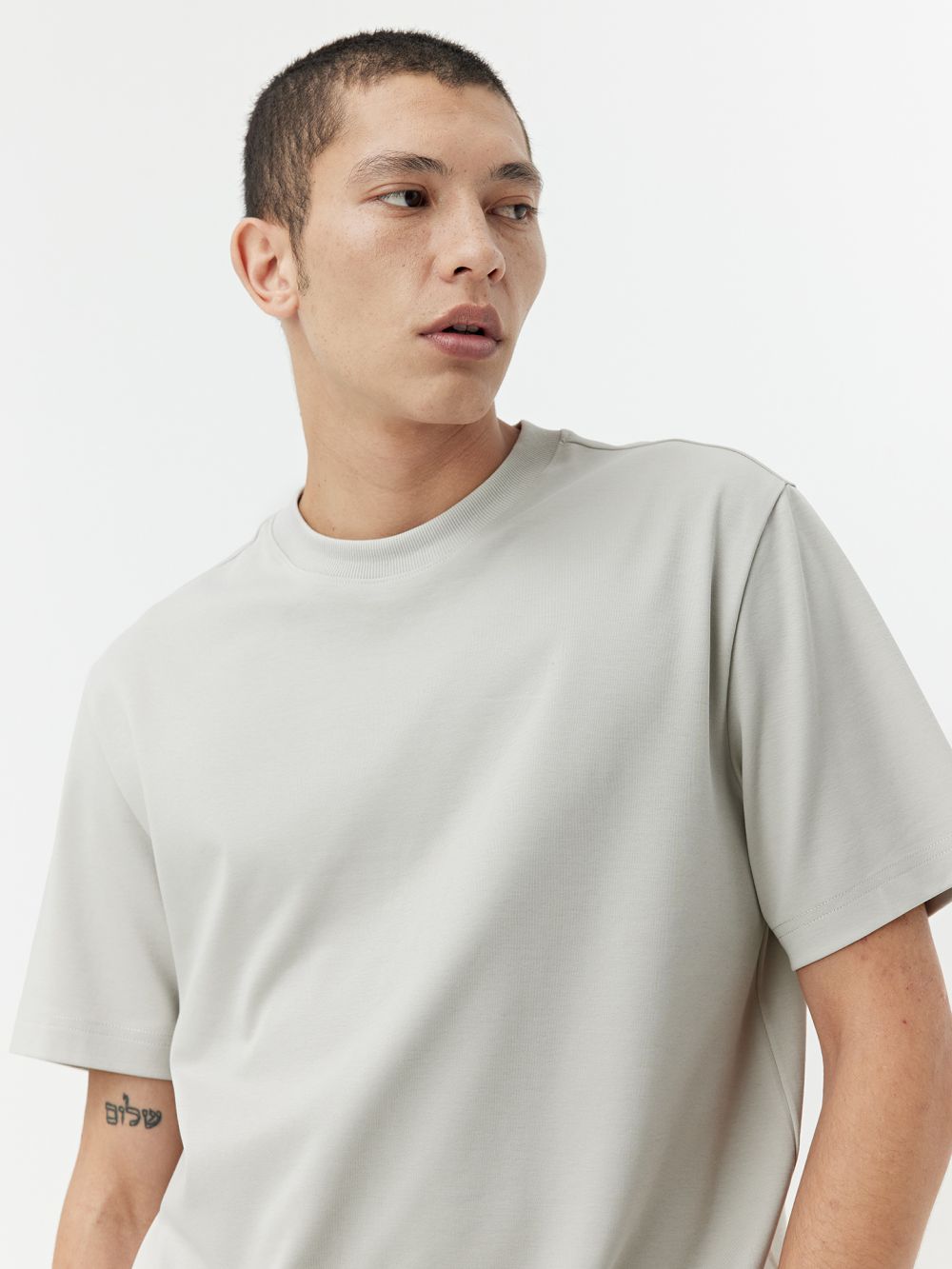 טי-שירט שרוול קצר Regular Fit