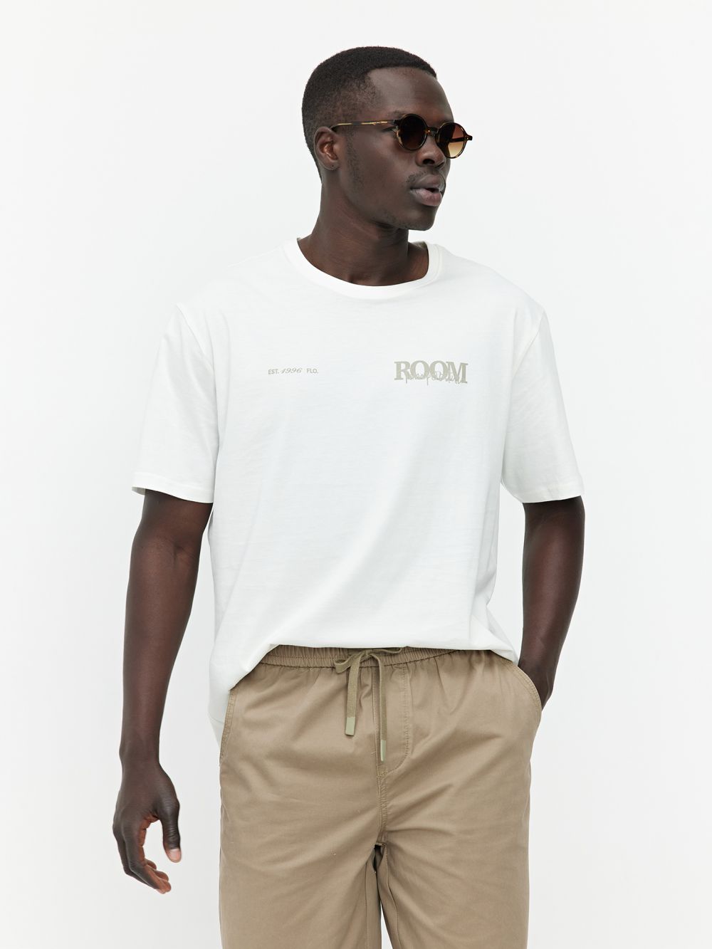 טי-שירט כיתוב REGULAR FIT