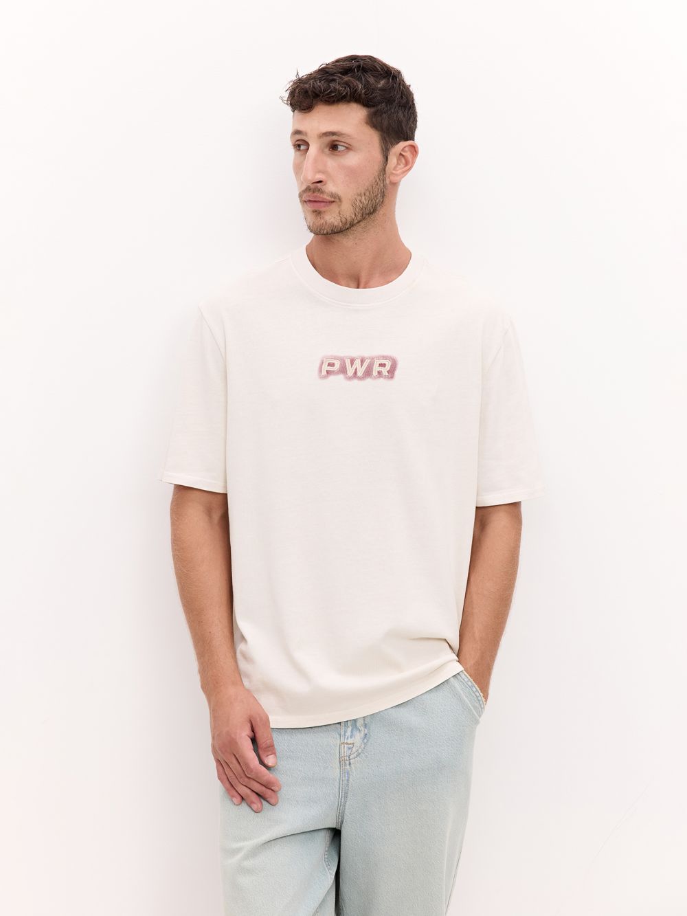 טי Relaxed fit שטופה עם ארט