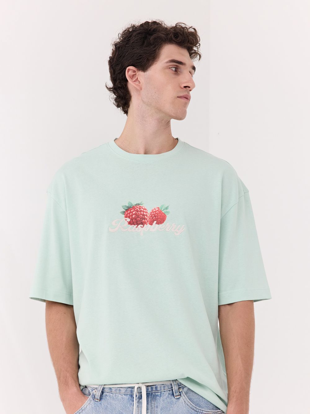 חולצה בגזרה משוחררת עם דפום פטל