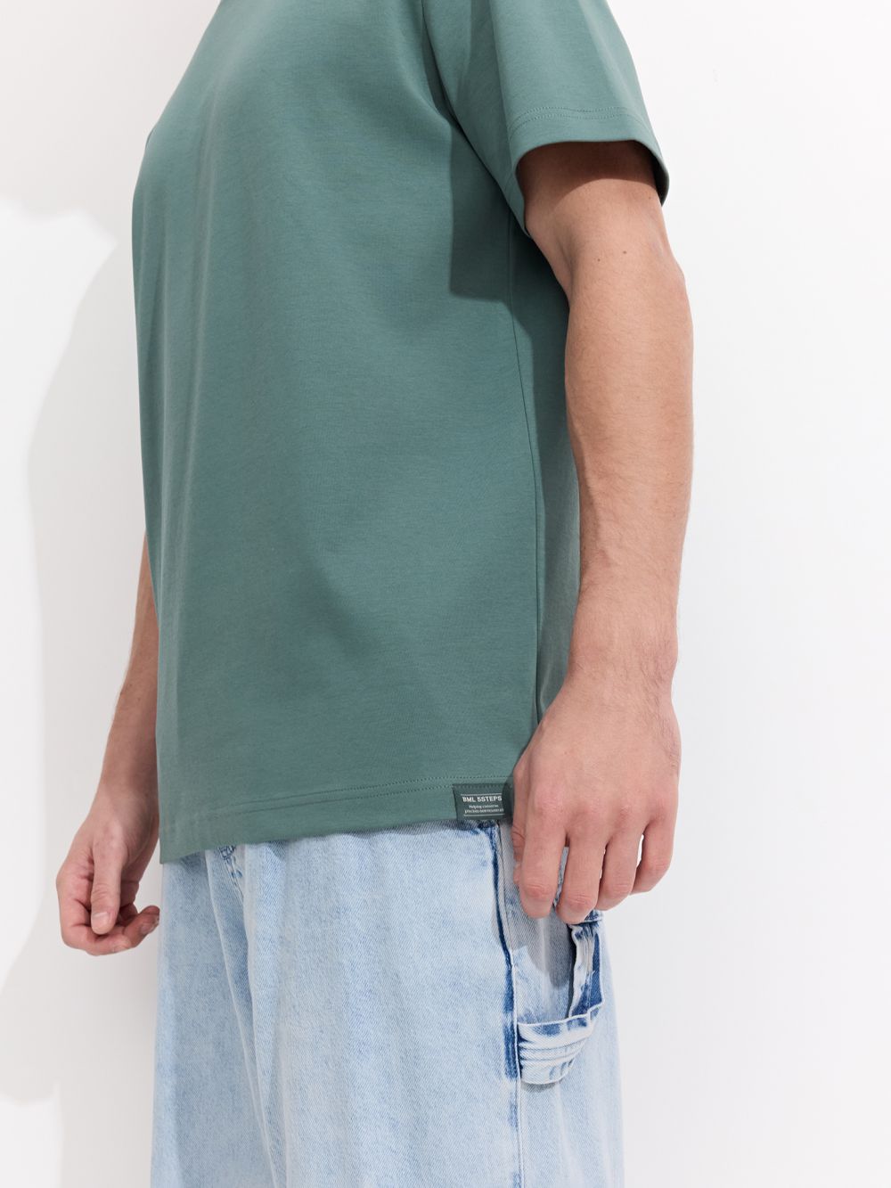 טי שירט שרוול קצר