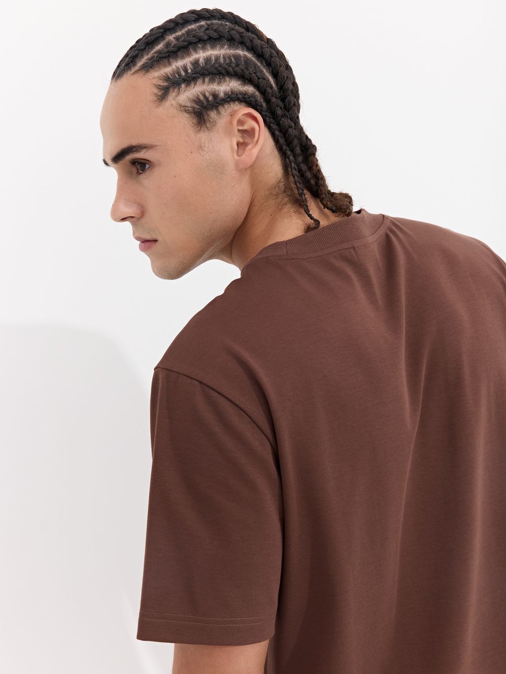 טי שירט שרוול קצר