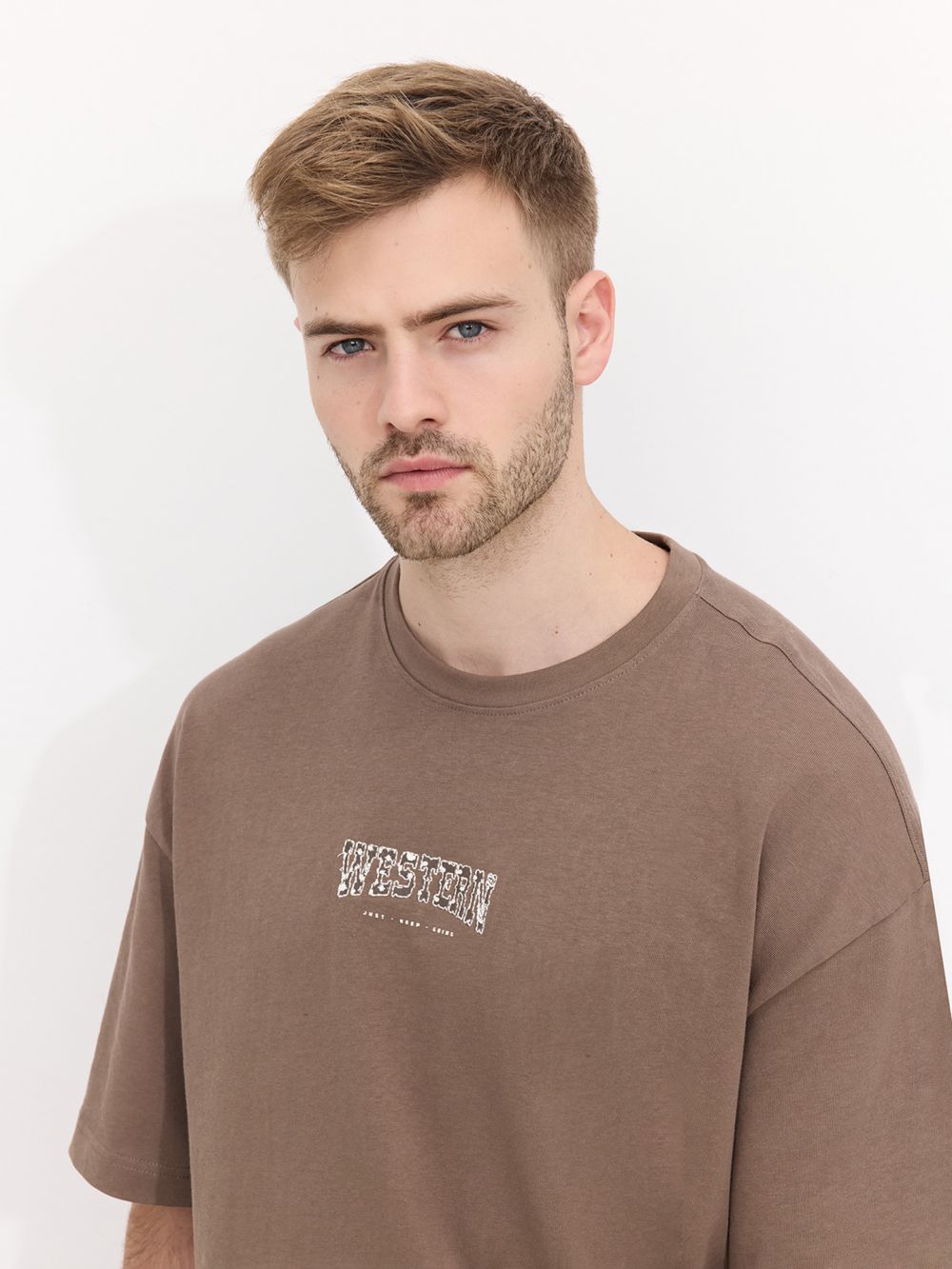 חולצה עם הדפס