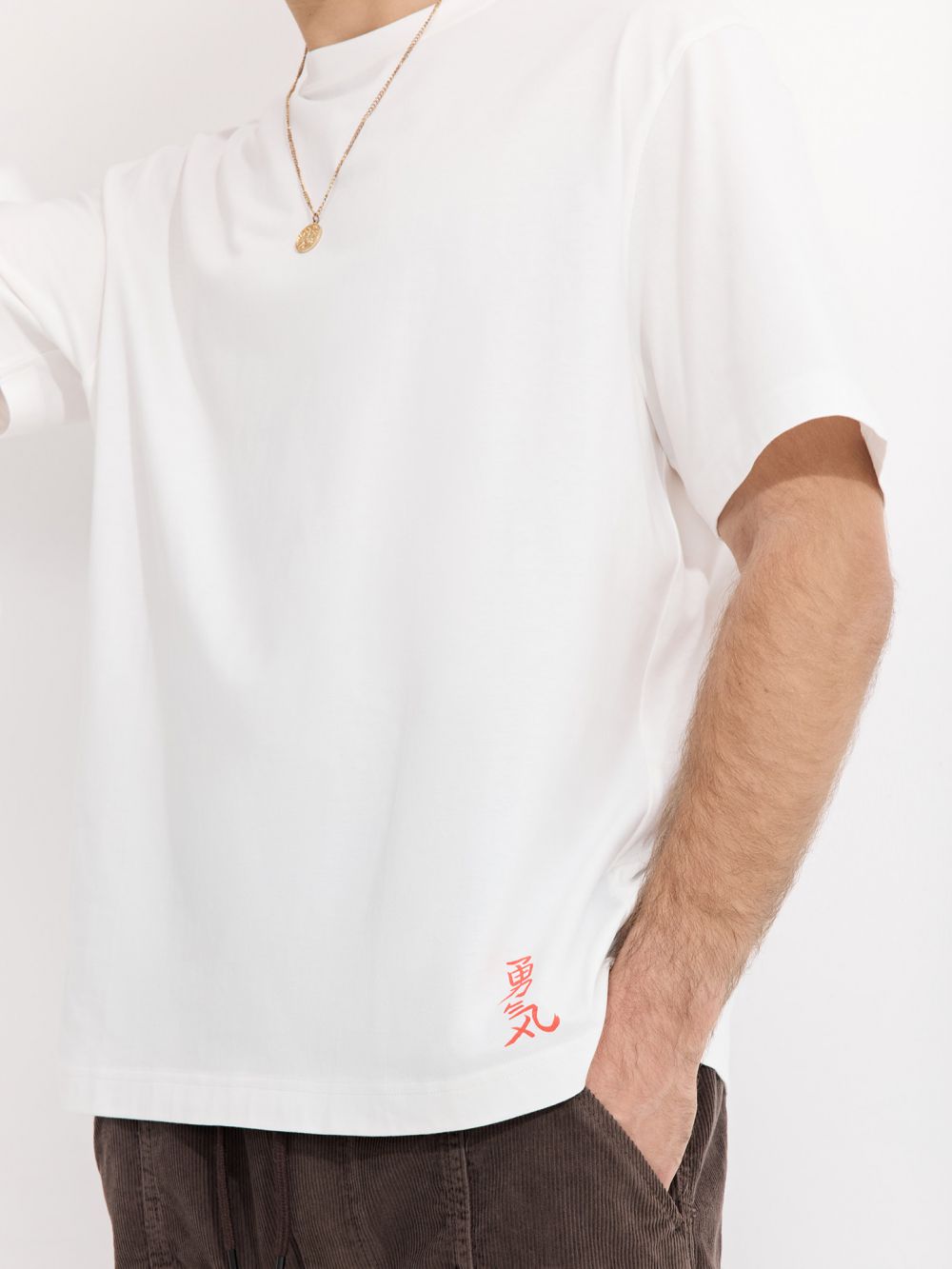 טי שירט מודפסת