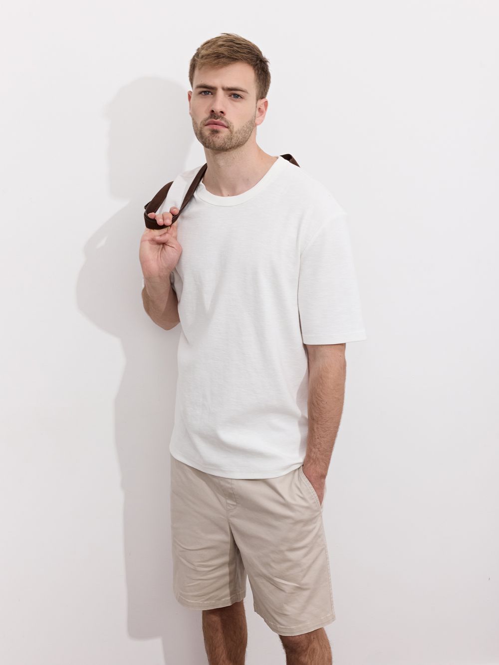 טי שירט עם טקסטורה