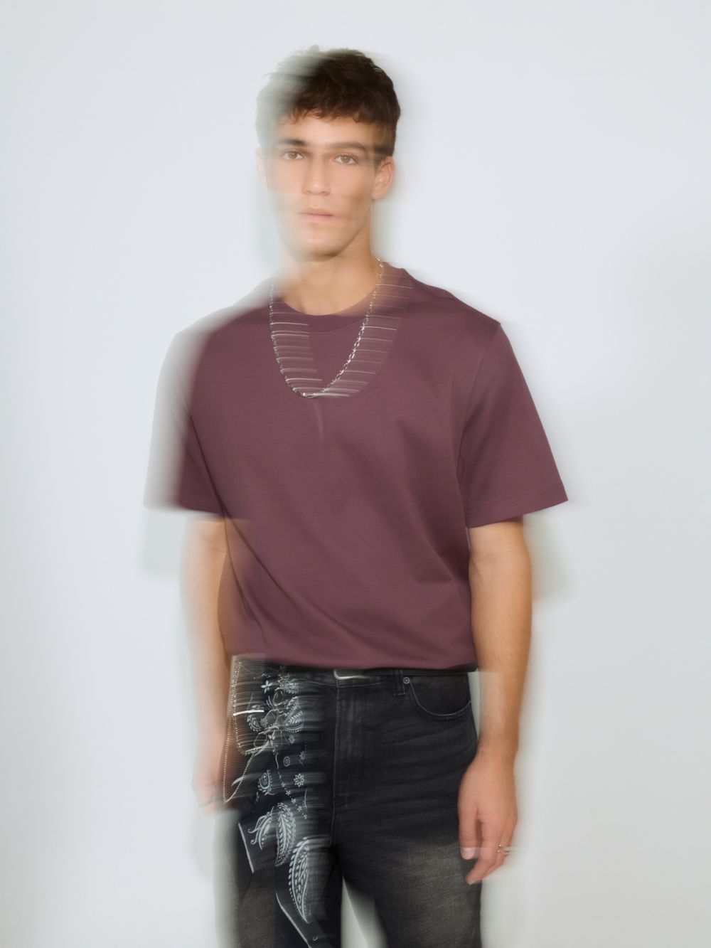 טי שירט שרוול קצר