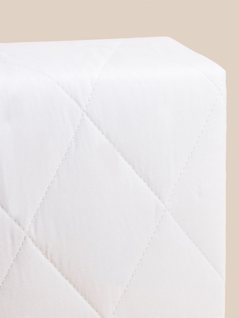 מגן כרית קווילט מעוין