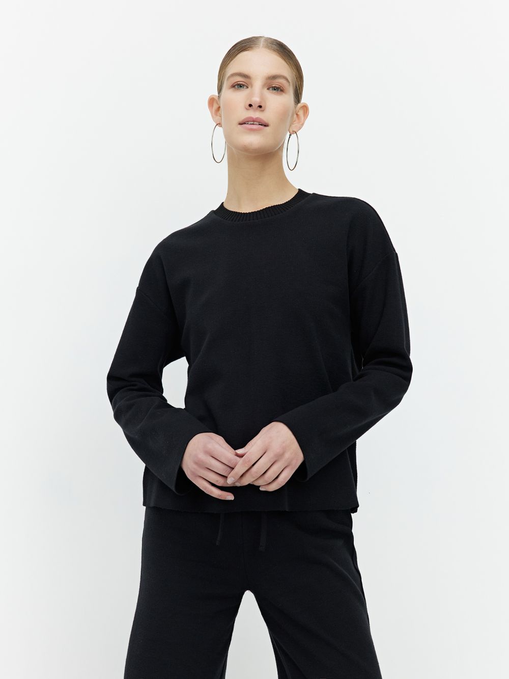 סווטשירט מבד סריג רך