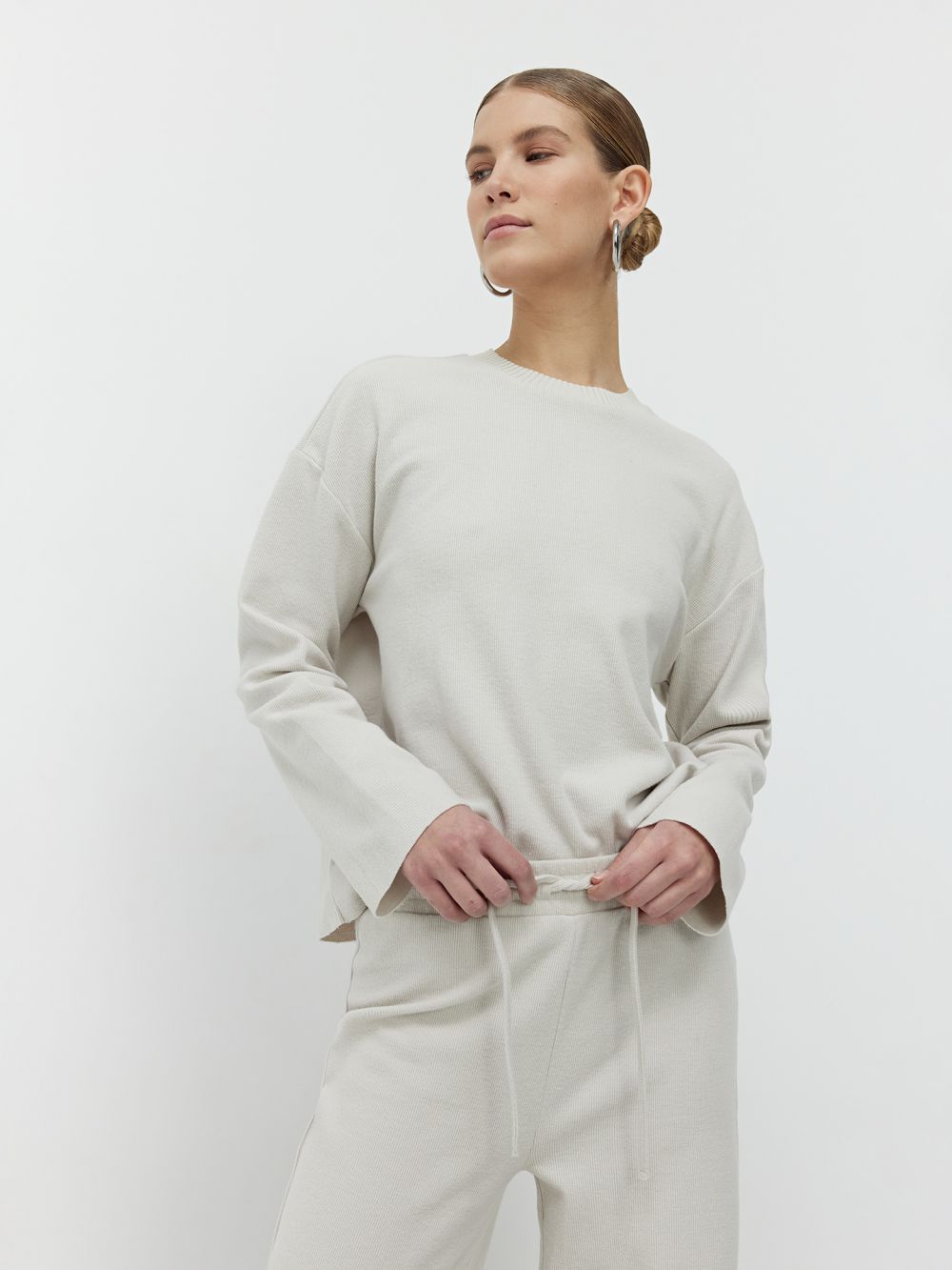 סווטשירט מבד סריג רך