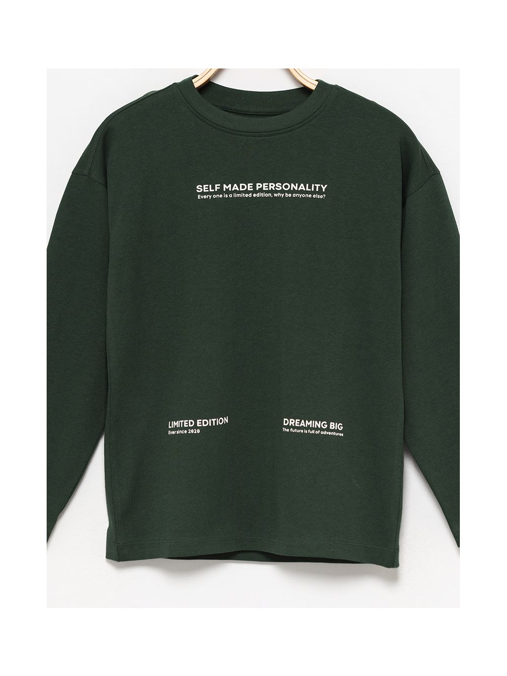 טי-שירט ארוכה עם כיתוב