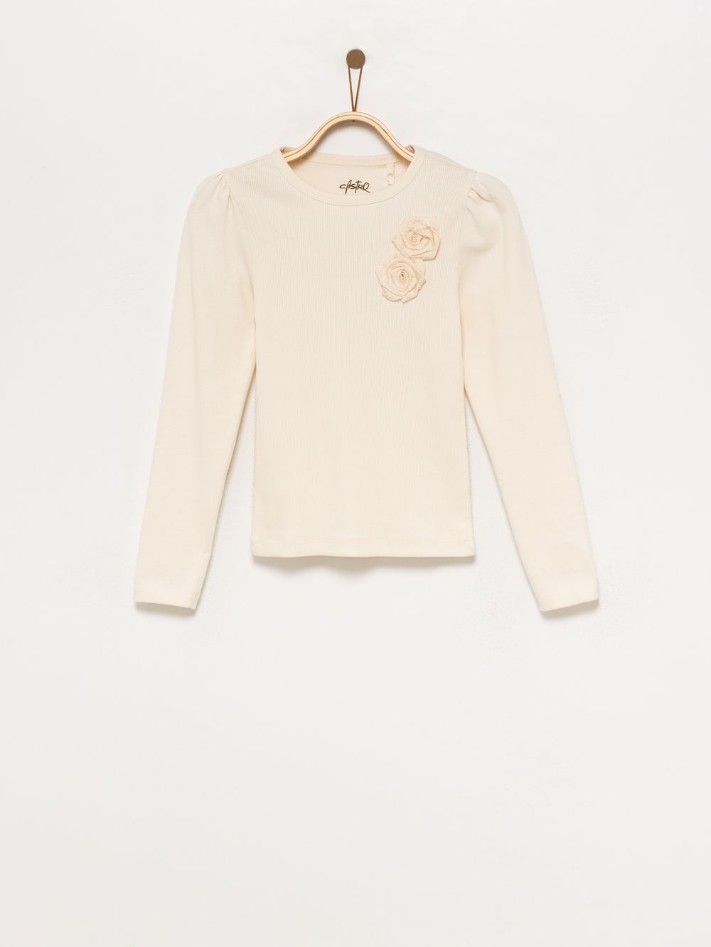 טי שירט עם פרחים