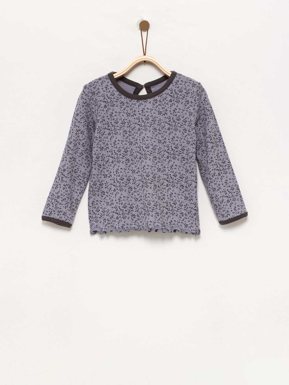 חולצת פוינטל מודפסת