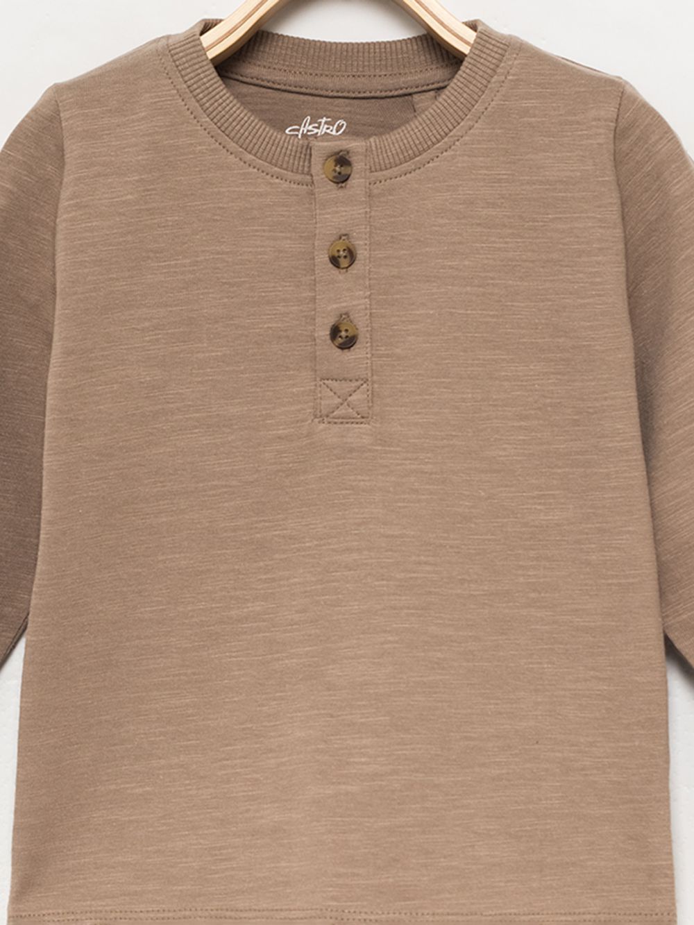 טי-שירט כפתורים ארוכה