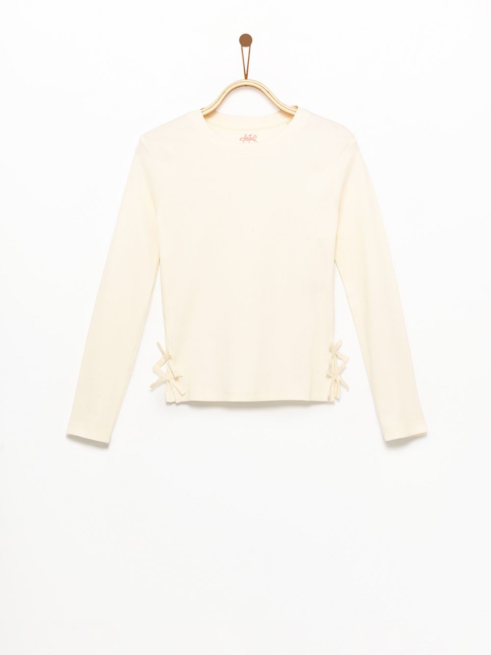 טי שרט שרוול ארוך עם פפיונים בצד