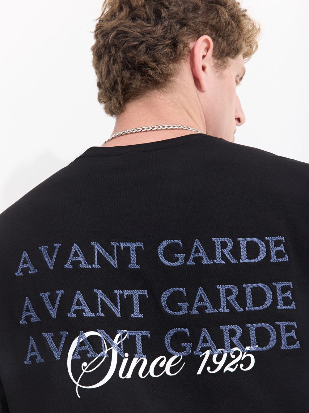 טי שרוול ארוך עם הדפס