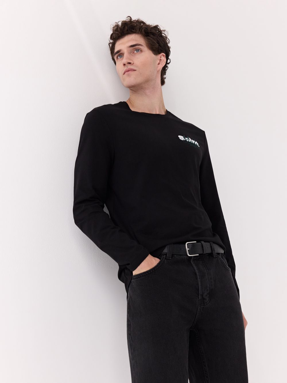 טי-שירט ארוכה עם כיתוב