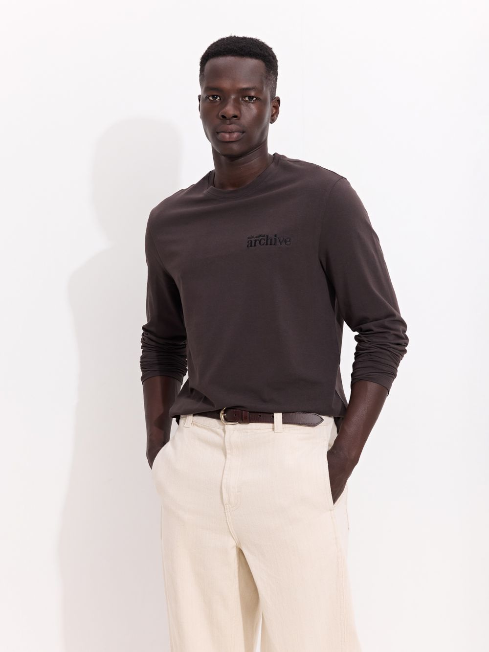 טי-שירט ארוכה עם רקמה