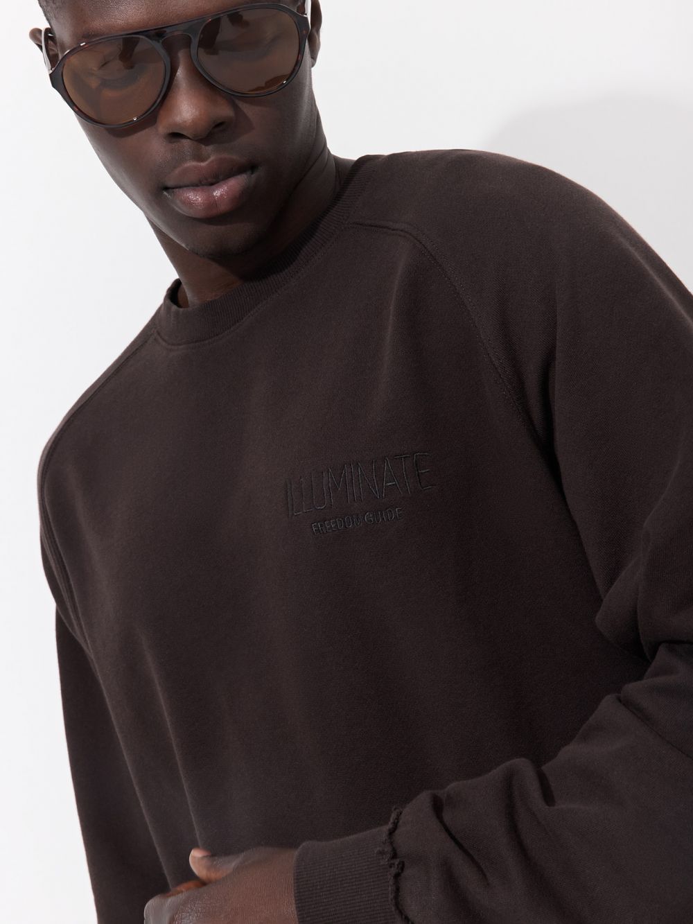 חולצת טישרט ארוכה עם רקמה